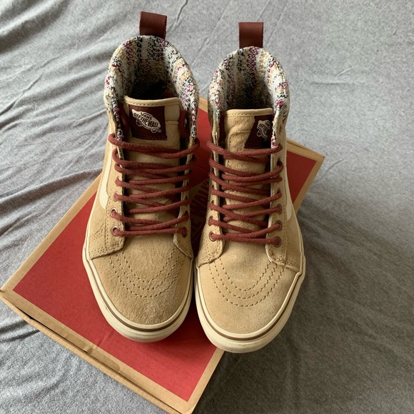 Turtle dove high top vans (sold out) - Picture 3 of 5